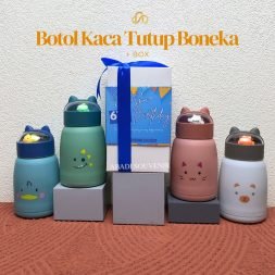 Botol Kaca Tutup Boneka Minum Anak 360ml Botol Minum Kaca Karakter Lucu BPA Free